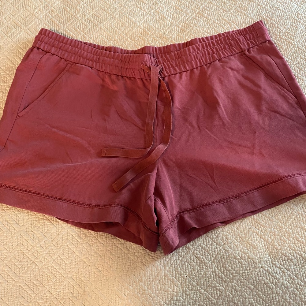 Loft Shorts